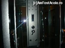 [P02] Cabina dus in toate baile din cabana... » foto by any*
 - 
<span class="allrVoted glyphicon glyphicon-heart hidden" id="av186892"></span>
<a class="m-l-10 hidden" id="sv186892" onclick="voting_Foto_DelVot(,186892,8579)" role="button">șterge vot <span class="glyphicon glyphicon-remove"></span></a>
<a id="v9186892" class=" c-red"  onclick="voting_Foto_SetVot(186892)" role="button"><span class="glyphicon glyphicon-heart-empty"></span> <b>LIKE</b> = Votează poza</a> <img class="hidden"  id="f186892W9" src="/imagini/loader.gif" border="0" /><span class="AjErrMes hidden" id="e186892ErM"></span>