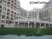 [P12] Vecinul Detelinei, giganticul hotel Kabakum, o Casa a Poporului in miniatura » foto by dorgo
 - 
<span class="allrVoted glyphicon glyphicon-heart hidden" id="av331733"></span>
<a class="m-l-10 hidden" id="sv331733" onclick="voting_Foto_DelVot(,331733,8580)" role="button">șterge vot <span class="glyphicon glyphicon-remove"></span></a>
<a id="v9331733" class=" c-red"  onclick="voting_Foto_SetVot(331733)" role="button"><span class="glyphicon glyphicon-heart-empty"></span> <b>LIKE</b> = Votează poza</a> <img class="hidden"  id="f331733W9" src="/imagini/loader.gif" border="0" /><span class="AjErrMes hidden" id="e331733ErM"></span>
