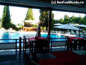 [P13] Terasa restaurantului se poate folosi in caz de vreme buna, dar exista si o parte interioara a lui, in caz de vreme rea » foto by dorgo
 - 
<span class="allrVoted glyphicon glyphicon-heart hidden" id="av626290"></span>
<a class="m-l-10 hidden" id="sv626290" onclick="voting_Foto_DelVot(,626290,8580)" role="button">șterge vot <span class="glyphicon glyphicon-remove"></span></a>
<a id="v9626290" class=" c-red"  onclick="voting_Foto_SetVot(626290)" role="button"><span class="glyphicon glyphicon-heart-empty"></span> <b>LIKE</b> = Votează poza</a> <img class="hidden"  id="f626290W9" src="/imagini/loader.gif" border="0" /><span class="AjErrMes hidden" id="e626290ErM"></span>