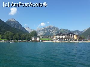 [P45] Achensee - cea mai importantă stație, Pertisau.  » foto by Aurici
 - 
<span class="allrVoted glyphicon glyphicon-heart hidden" id="av1039152"></span>
<a class="m-l-10 hidden" id="sv1039152" onclick="voting_Foto_DelVot(,1039152,8584)" role="button">șterge vot <span class="glyphicon glyphicon-remove"></span></a>
<a id="v91039152" class=" c-red"  onclick="voting_Foto_SetVot(1039152)" role="button"><span class="glyphicon glyphicon-heart-empty"></span> <b>LIKE</b> = Votează poza</a> <img class="hidden"  id="f1039152W9" src="/imagini/loader.gif" border="0" /><span class="AjErrMes hidden" id="e1039152ErM"></span>