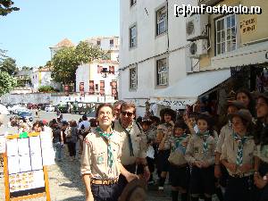 [P11] in fundal se vede o parte din palatul National... cercetasii portughezi asculta povestea Julietei la balcon... sunt deliciosi pustii » foto by mireille
 - 
<span class="allrVoted glyphicon glyphicon-heart hidden" id="av501251"></span>
<a class="m-l-10 hidden" id="sv501251" onclick="voting_Foto_DelVot(,501251,8613)" role="button">șterge vot <span class="glyphicon glyphicon-remove"></span></a>
<a id="v9501251" class=" c-red"  onclick="voting_Foto_SetVot(501251)" role="button"><span class="glyphicon glyphicon-heart-empty"></span> <b>LIKE</b> = Votează poza</a> <img class="hidden"  id="f501251W9" src="/imagini/loader.gif" border="0" /><span class="AjErrMes hidden" id="e501251ErM"></span>