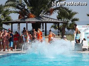 [P20] Pool-games, nelipsite in fiecare zi.  » foto by foxliviu71
 - 
<span class="allrVoted glyphicon glyphicon-heart hidden" id="av360448"></span>
<a class="m-l-10 hidden" id="sv360448" onclick="voting_Foto_DelVot(,360448,8653)" role="button">șterge vot <span class="glyphicon glyphicon-remove"></span></a>
<a id="v9360448" class=" c-red"  onclick="voting_Foto_SetVot(360448)" role="button"><span class="glyphicon glyphicon-heart-empty"></span> <b>LIKE</b> = Votează poza</a> <img class="hidden"  id="f360448W9" src="/imagini/loader.gif" border="0" /><span class="AjErrMes hidden" id="e360448ErM"></span>
