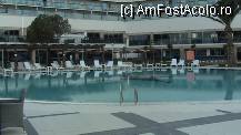 [P14] piscina mare zona relax, imediat la iesire din hotel » foto by eug
 - 
<span class="allrVoted glyphicon glyphicon-heart hidden" id="av208510"></span>
<a class="m-l-10 hidden" id="sv208510" onclick="voting_Foto_DelVot(,208510,8653)" role="button">șterge vot <span class="glyphicon glyphicon-remove"></span></a>
<a id="v9208510" class=" c-red"  onclick="voting_Foto_SetVot(208510)" role="button"><span class="glyphicon glyphicon-heart-empty"></span> <b>LIKE</b> = Votează poza</a> <img class="hidden"  id="f208510W9" src="/imagini/loader.gif" border="0" /><span class="AjErrMes hidden" id="e208510ErM"></span>
