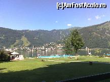 [P01] La plimbare pe malul lacului Zeller, in localitatea Thumersbach. Se vede un strand, iar pe partea cealalta e Zell am See » foto by Alina Morar
 - 
<span class="allrVoted glyphicon glyphicon-heart hidden" id="av192909"></span>
<a class="m-l-10 hidden" id="sv192909" onclick="voting_Foto_DelVot(,192909,8721)" role="button">șterge vot <span class="glyphicon glyphicon-remove"></span></a>
<a id="v9192909" class=" c-red"  onclick="voting_Foto_SetVot(192909)" role="button"><span class="glyphicon glyphicon-heart-empty"></span> <b>LIKE</b> = Votează poza</a> <img class="hidden"  id="f192909W9" src="/imagini/loader.gif" border="0" /><span class="AjErrMes hidden" id="e192909ErM"></span>