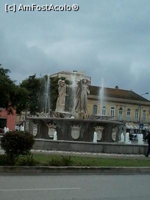 [P66] Av.Luisa Todi-Fantana Centenarului » foto by ile57b
 - 
<span class="allrVoted glyphicon glyphicon-heart hidden" id="av1294972"></span>
<a class="m-l-10 hidden" id="sv1294972" onclick="voting_Foto_DelVot(,1294972,8769)" role="button">șterge vot <span class="glyphicon glyphicon-remove"></span></a>
<a id="v91294972" class=" c-red"  onclick="voting_Foto_SetVot(1294972)" role="button"><span class="glyphicon glyphicon-heart-empty"></span> <b>LIKE</b> = Votează poza</a> <img class="hidden"  id="f1294972W9" src="/imagini/loader.gif" border="0" /><span class="AjErrMes hidden" id="e1294972ErM"></span>
