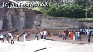 [P17] eu sus pe o stanca uitandu-ma la turisti de jos, la statuie/scluptura » foto by roth
 - 
<span class="allrVoted glyphicon glyphicon-heart hidden" id="av1055687"></span>
<a class="m-l-10 hidden" id="sv1055687" onclick="voting_Foto_DelVot(,1055687,8783)" role="button">șterge vot <span class="glyphicon glyphicon-remove"></span></a>
<a id="v91055687" class=" c-red"  onclick="voting_Foto_SetVot(1055687)" role="button"><span class="glyphicon glyphicon-heart-empty"></span> <b>LIKE</b> = Votează poza</a> <img class="hidden"  id="f1055687W9" src="/imagini/loader.gif" border="0" /><span class="AjErrMes hidden" id="e1055687ErM"></span>