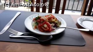 [P34] pauza de masa in Kandy, la popas turistic » foto by roth
 - 
<span class="allrVoted glyphicon glyphicon-heart hidden" id="av1067154"></span>
<a class="m-l-10 hidden" id="sv1067154" onclick="voting_Foto_DelVot(,1067154,8783)" role="button">șterge vot <span class="glyphicon glyphicon-remove"></span></a>
<a id="v91067154" class=" c-red"  onclick="voting_Foto_SetVot(1067154)" role="button"><span class="glyphicon glyphicon-heart-empty"></span> <b>LIKE</b> = Votează poza</a> <img class="hidden"  id="f1067154W9" src="/imagini/loader.gif" border="0" /><span class="AjErrMes hidden" id="e1067154ErM"></span>