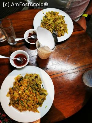 [P54] Kottu Roti cu pui și legume » foto by cata2106
 - 
<span class="allrVoted glyphicon glyphicon-heart hidden" id="av1291066"></span>
<a class="m-l-10 hidden" id="sv1291066" onclick="voting_Foto_DelVot(,1291066,8783)" role="button">șterge vot <span class="glyphicon glyphicon-remove"></span></a>
<a id="v91291066" class=" c-red"  onclick="voting_Foto_SetVot(1291066)" role="button"><span class="glyphicon glyphicon-heart-empty"></span> <b>LIKE</b> = Votează poza</a> <img class="hidden"  id="f1291066W9" src="/imagini/loader.gif" border="0" /><span class="AjErrMes hidden" id="e1291066ErM"></span>
