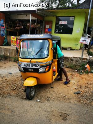 [P23] Tuk-tukul care ne va duce la Cascada Ramboda » foto by cata2106
 - 
<span class="allrVoted glyphicon glyphicon-heart hidden" id="av1298647"></span>
<a class="m-l-10 hidden" id="sv1298647" onclick="voting_Foto_DelVot(,1298647,8783)" role="button">șterge vot <span class="glyphicon glyphicon-remove"></span></a>
<a id="v91298647" class=" c-red"  onclick="voting_Foto_SetVot(1298647)" role="button"><span class="glyphicon glyphicon-heart-empty"></span> <b>LIKE</b> = Votează poza</a> <img class="hidden"  id="f1298647W9" src="/imagini/loader.gif" border="0" /><span class="AjErrMes hidden" id="e1298647ErM"></span>