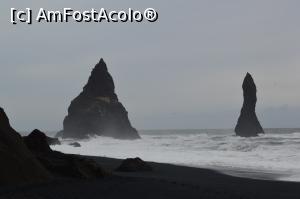 [P35] Reynisfjara Beach » foto by ariciu*
 - 
<span class="allrVoted glyphicon glyphicon-heart hidden" id="av1063280"></span>
<a class="m-l-10 hidden" id="sv1063280" onclick="voting_Foto_DelVot(,1063280,8786)" role="button">șterge vot <span class="glyphicon glyphicon-remove"></span></a>
<a id="v91063280" class=" c-red"  onclick="voting_Foto_SetVot(1063280)" role="button"><span class="glyphicon glyphicon-heart-empty"></span> <b>LIKE</b> = Votează poza</a> <img class="hidden"  id="f1063280W9" src="/imagini/loader.gif" border="0" /><span class="AjErrMes hidden" id="e1063280ErM"></span>