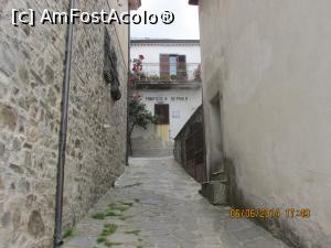 [P11] Strada mai lata. In fata cred ca se afla o brutarie.  » foto by adri-nico
 - 
<span class="allrVoted glyphicon glyphicon-heart hidden" id="av824935"></span>
<a class="m-l-10 hidden" id="sv824935" onclick="voting_Foto_DelVot(,824935,8924)" role="button">șterge vot <span class="glyphicon glyphicon-remove"></span></a>
<a id="v9824935" class=" c-red"  onclick="voting_Foto_SetVot(824935)" role="button"><span class="glyphicon glyphicon-heart-empty"></span> <b>LIKE</b> = Votează poza</a> <img class="hidden"  id="f824935W9" src="/imagini/loader.gif" border="0" /><span class="AjErrMes hidden" id="e824935ErM"></span>