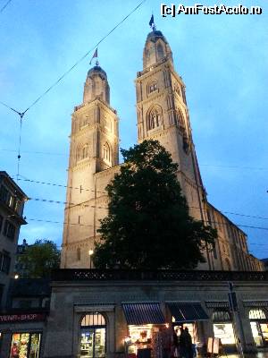 [P01] Grossmunster Kirche » foto by giuliani
 - 
<span class="allrVoted glyphicon glyphicon-heart hidden" id="av515945"></span>
<a class="m-l-10 hidden" id="sv515945" onclick="voting_Foto_DelVot(,515945,8927)" role="button">șterge vot <span class="glyphicon glyphicon-remove"></span></a>
<a id="v9515945" class=" c-red"  onclick="voting_Foto_SetVot(515945)" role="button"><span class="glyphicon glyphicon-heart-empty"></span> <b>LIKE</b> = Votează poza</a> <img class="hidden"  id="f515945W9" src="/imagini/loader.gif" border="0" /><span class="AjErrMes hidden" id="e515945ErM"></span>