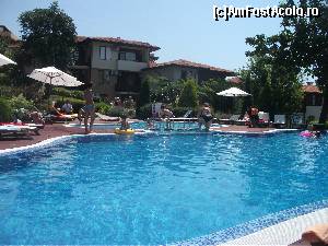 [P19] Piscina corpului Nevena, de data asta intr-o zi insorita » foto by nightwish
 - 
<span class="allrVoted glyphicon glyphicon-heart hidden" id="av668944"></span>
<a class="m-l-10 hidden" id="sv668944" onclick="voting_Foto_DelVot(,668944,8937)" role="button">șterge vot <span class="glyphicon glyphicon-remove"></span></a>
<a id="v9668944" class=" c-red"  onclick="voting_Foto_SetVot(668944)" role="button"><span class="glyphicon glyphicon-heart-empty"></span> <b>LIKE</b> = Votează poza</a> <img class="hidden"  id="f668944W9" src="/imagini/loader.gif" border="0" /><span class="AjErrMes hidden" id="e668944ErM"></span>