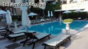 [P10] Piscina din apropierea restaurantului italian » foto by nightwish
 - 
<span class="allrVoted glyphicon glyphicon-heart hidden" id="av916280"></span>
<a class="m-l-10 hidden" id="sv916280" onclick="voting_Foto_DelVot(,916280,8937)" role="button">șterge vot <span class="glyphicon glyphicon-remove"></span></a>
<a id="v9916280" class=" c-red"  onclick="voting_Foto_SetVot(916280)" role="button"><span class="glyphicon glyphicon-heart-empty"></span> <b>LIKE</b> = Votează poza</a> <img class="hidden"  id="f916280W9" src="/imagini/loader.gif" border="0" /><span class="AjErrMes hidden" id="e916280ErM"></span>