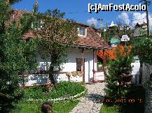 [P01] Apartamentul e la cucurigu, adică la mansardă. » foto by Qvadratvus
 - 
<span class="allrVoted glyphicon glyphicon-heart hidden" id="av203063"></span>
<a class="m-l-10 hidden" id="sv203063" onclick="voting_Foto_DelVot(,203063,8975)" role="button">șterge vot <span class="glyphicon glyphicon-remove"></span></a>
<a id="v9203063" class=" c-red"  onclick="voting_Foto_SetVot(203063)" role="button"><span class="glyphicon glyphicon-heart-empty"></span> <b>LIKE</b> = Votează poza</a> <img class="hidden"  id="f203063W9" src="/imagini/loader.gif" border="0" /><span class="AjErrMes hidden" id="e203063ErM"></span>