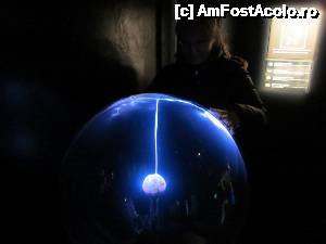 [P59] Distracție în Camera Obscură.  » foto by ariciu*
 - 
<span class="allrVoted glyphicon glyphicon-heart hidden" id="av502800"></span>
<a class="m-l-10 hidden" id="sv502800" onclick="voting_Foto_DelVot(,502800,9014)" role="button">șterge vot <span class="glyphicon glyphicon-remove"></span></a>
<a id="v9502800" class=" c-red"  onclick="voting_Foto_SetVot(502800)" role="button"><span class="glyphicon glyphicon-heart-empty"></span> <b>LIKE</b> = Votează poza</a> <img class="hidden"  id="f502800W9" src="/imagini/loader.gif" border="0" /><span class="AjErrMes hidden" id="e502800ErM"></span>