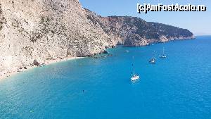 [P16] tot Porto Katsiki si apa ca spirtul » foto by tavi_r
 - 
<span class="allrVoted glyphicon glyphicon-heart hidden" id="av519504"></span>
<a class="m-l-10 hidden" id="sv519504" onclick="voting_Foto_DelVot(,519504,9038)" role="button">șterge vot <span class="glyphicon glyphicon-remove"></span></a>
<a id="v9519504" class=" c-red"  onclick="voting_Foto_SetVot(519504)" role="button"><span class="glyphicon glyphicon-heart-empty"></span> <b>LIKE</b> = Votează poza</a> <img class="hidden"  id="f519504W9" src="/imagini/loader.gif" border="0" /><span class="AjErrMes hidden" id="e519504ErM"></span>