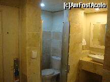 [P04] nu este cada, ci doar dus. dar este tare spatios. totul este foarte curat :) » foto by Filip.P
 - 
<span class="allrVoted glyphicon glyphicon-heart hidden" id="av206678"></span>
<a class="m-l-10 hidden" id="sv206678" onclick="voting_Foto_DelVot(,206678,9056)" role="button">șterge vot <span class="glyphicon glyphicon-remove"></span></a>
<a id="v9206678" class=" c-red"  onclick="voting_Foto_SetVot(206678)" role="button"><span class="glyphicon glyphicon-heart-empty"></span> <b>LIKE</b> = Votează poza</a> <img class="hidden"  id="f206678W9" src="/imagini/loader.gif" border="0" /><span class="AjErrMes hidden" id="e206678ErM"></span>