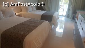 [P42] camera de hotel » foto by robert
 - 
<span class="allrVoted glyphicon glyphicon-heart hidden" id="av946375"></span>
<a class="m-l-10 hidden" id="sv946375" onclick="voting_Foto_DelVot(,946375,9056)" role="button">șterge vot <span class="glyphicon glyphicon-remove"></span></a>
<a id="v9946375" class=" c-red"  onclick="voting_Foto_SetVot(946375)" role="button"><span class="glyphicon glyphicon-heart-empty"></span> <b>LIKE</b> = Votează poza</a> <img class="hidden"  id="f946375W9" src="/imagini/loader.gif" border="0" /><span class="AjErrMes hidden" id="e946375ErM"></span>