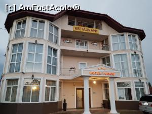 [P01] Hotelul Tudor, locația unde am rămas pentru o noapte. » foto by Floryn81
 - 
<span class="allrVoted glyphicon glyphicon-heart hidden" id="av1192526"></span>
<a class="m-l-10 hidden" id="sv1192526" onclick="voting_Foto_DelVot(,1192526,9062)" role="button">șterge vot <span class="glyphicon glyphicon-remove"></span></a>
<a id="v91192526" class=" c-red"  onclick="voting_Foto_SetVot(1192526)" role="button"><span class="glyphicon glyphicon-heart-empty"></span> <b>LIKE</b> = Votează poza</a> <img class="hidden"  id="f1192526W9" src="/imagini/loader.gif" border="0" /><span class="AjErrMes hidden" id="e1192526ErM"></span>