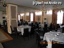 [P30] Restaurantul de la parter » foto by pepsi70ro
 - 
<span class="allrVoted glyphicon glyphicon-heart hidden" id="av425407"></span>
<a class="m-l-10 hidden" id="sv425407" onclick="voting_Foto_DelVot(,425407,9062)" role="button">șterge vot <span class="glyphicon glyphicon-remove"></span></a>
<a id="v9425407" class=" c-red"  onclick="voting_Foto_SetVot(425407)" role="button"><span class="glyphicon glyphicon-heart-empty"></span> <b>LIKE</b> = Votează poza</a> <img class="hidden"  id="f425407W9" src="/imagini/loader.gif" border="0" /><span class="AjErrMes hidden" id="e425407ErM"></span>