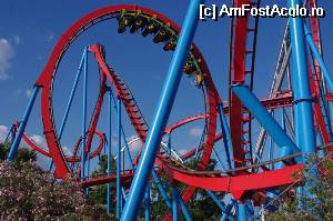 [P07] Cu susul în jos în Dragon Khan » foto by cdiana
 - 
<span class="allrVoted glyphicon glyphicon-heart hidden" id="av533187"></span>
<a class="m-l-10 hidden" id="sv533187" onclick="voting_Foto_DelVot(,533187,9107)" role="button">șterge vot <span class="glyphicon glyphicon-remove"></span></a>
<a id="v9533187" class=" c-red"  onclick="voting_Foto_SetVot(533187)" role="button"><span class="glyphicon glyphicon-heart-empty"></span> <b>LIKE</b> = Votează poza</a> <img class="hidden"  id="f533187W9" src="/imagini/loader.gif" border="0" /><span class="AjErrMes hidden" id="e533187ErM"></span>