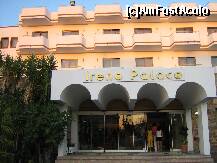 [P01] hotelul in care am fost cazati, intrarea principala » foto by adelaela
 - 
<span class="allrVoted glyphicon glyphicon-heart hidden" id="av216503"></span>
<a class="m-l-10 hidden" id="sv216503" onclick="voting_Foto_DelVot(,216503,9270)" role="button">șterge vot <span class="glyphicon glyphicon-remove"></span></a>
<a id="v9216503" class=" c-red"  onclick="voting_Foto_SetVot(216503)" role="button"><span class="glyphicon glyphicon-heart-empty"></span> <b>LIKE</b> = Votează poza</a> <img class="hidden"  id="f216503W9" src="/imagini/loader.gif" border="0" /><span class="AjErrMes hidden" id="e216503ErM"></span>
