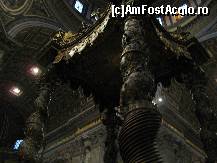[P31] Maretul baldachin de 29 m, piesa la care Bernini a lucrat timp de 9 ani. Basilica San Pietro, Vatican.  » foto by vlado2
 - 
<span class="allrVoted glyphicon glyphicon-heart hidden" id="av483308"></span>
<a class="m-l-10 hidden" id="sv483308" onclick="voting_Foto_DelVot(,483308,9312)" role="button">șterge vot <span class="glyphicon glyphicon-remove"></span></a>
<a id="v9483308" class=" c-red"  onclick="voting_Foto_SetVot(483308)" role="button"><span class="glyphicon glyphicon-heart-empty"></span> <b>LIKE</b> = Votează poza</a> <img class="hidden"  id="f483308W9" src="/imagini/loader.gif" border="0" /><span class="AjErrMes hidden" id="e483308ErM"></span>