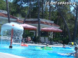 [P17] Piscina de adulti din Aqua Park!  » foto by llia
 - 
<span class="allrVoted glyphicon glyphicon-heart hidden" id="av369297"></span>
<a class="m-l-10 hidden" id="sv369297" onclick="voting_Foto_DelVot(,369297,9343)" role="button">șterge vot <span class="glyphicon glyphicon-remove"></span></a>
<a id="v9369297" class=" c-red"  onclick="voting_Foto_SetVot(369297)" role="button"><span class="glyphicon glyphicon-heart-empty"></span> <b>LIKE</b> = Votează poza</a> <img class="hidden"  id="f369297W9" src="/imagini/loader.gif" border="0" /><span class="AjErrMes hidden" id="e369297ErM"></span>