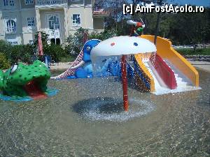 [P20] Piscina cu nisip pentru copilasi mici din Aqua Park!  » foto by llia
 - 
<span class="allrVoted glyphicon glyphicon-heart hidden" id="av369300"></span>
<a class="m-l-10 hidden" id="sv369300" onclick="voting_Foto_DelVot(,369300,9343)" role="button">șterge vot <span class="glyphicon glyphicon-remove"></span></a>
<a id="v9369300" class=" c-red"  onclick="voting_Foto_SetVot(369300)" role="button"><span class="glyphicon glyphicon-heart-empty"></span> <b>LIKE</b> = Votează poza</a> <img class="hidden"  id="f369300W9" src="/imagini/loader.gif" border="0" /><span class="AjErrMes hidden" id="e369300ErM"></span>