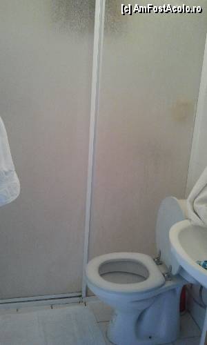 [P08] baia... asa cum stiti vasul de wc este dotat cu faimosul tuturoi pentru o igiena corespunzatoare...  » foto by Nasshu
 - 
<span class="allrVoted glyphicon glyphicon-heart hidden" id="av353589"></span>
<a class="m-l-10 hidden" id="sv353589" onclick="voting_Foto_DelVot(,353589,9358)" role="button">șterge vot <span class="glyphicon glyphicon-remove"></span></a>
<a id="v9353589" class=" c-red"  onclick="voting_Foto_SetVot(353589)" role="button"><span class="glyphicon glyphicon-heart-empty"></span> <b>LIKE</b> = Votează poza</a> <img class="hidden"  id="f353589W9" src="/imagini/loader.gif" border="0" /><span class="AjErrMes hidden" id="e353589ErM"></span>