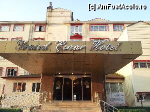 [P01] Hotel Grand Cinar Kutahya - intrarea în hotel » foto by nicole33
 - 
<span class="allrVoted glyphicon glyphicon-heart hidden" id="av386574"></span>
<a class="m-l-10 hidden" id="sv386574" onclick="voting_Foto_DelVot(,386574,9368)" role="button">șterge vot <span class="glyphicon glyphicon-remove"></span></a>
<a id="v9386574" class=" c-red"  onclick="voting_Foto_SetVot(386574)" role="button"><span class="glyphicon glyphicon-heart-empty"></span> <b>LIKE</b> = Votează poza</a> <img class="hidden"  id="f386574W9" src="/imagini/loader.gif" border="0" /><span class="AjErrMes hidden" id="e386574ErM"></span>