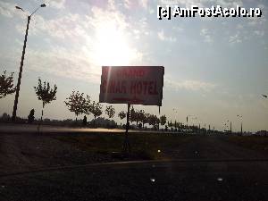 [P34] Hotel Grand Cinar Kutahya - indicator spre hotel. dacă nu mergeți prea repede nu aveți cum să-l ratați » foto by nicole33
 - 
<span class="allrVoted glyphicon glyphicon-heart hidden" id="av386607"></span>
<a class="m-l-10 hidden" id="sv386607" onclick="voting_Foto_DelVot(,386607,9368)" role="button">șterge vot <span class="glyphicon glyphicon-remove"></span></a>
<a id="v9386607" class=" c-red"  onclick="voting_Foto_SetVot(386607)" role="button"><span class="glyphicon glyphicon-heart-empty"></span> <b>LIKE</b> = Votează poza</a> <img class="hidden"  id="f386607W9" src="/imagini/loader.gif" border="0" /><span class="AjErrMes hidden" id="e386607ErM"></span>