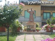 [P17] PADRE PIO
CEL CARE A AVUT STIGMATE SI A FOST DECLARAT SFÂNT IN URMA MINUNILOR CARE LE-A INFAPTUIT » foto by adelinda
 - 
<span class="allrVoted glyphicon glyphicon-heart hidden" id="av224614"></span>
<a class="m-l-10 hidden" id="sv224614" onclick="voting_Foto_DelVot(,224614,9419)" role="button">șterge vot <span class="glyphicon glyphicon-remove"></span></a>
<a id="v9224614" class=" c-red"  onclick="voting_Foto_SetVot(224614)" role="button"><span class="glyphicon glyphicon-heart-empty"></span> <b>LIKE</b> = Votează poza</a> <img class="hidden"  id="f224614W9" src="/imagini/loader.gif" border="0" /><span class="AjErrMes hidden" id="e224614ErM"></span>