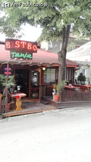 [P12] Una din multele restaurante din obzor » foto by onlyoctavian
 - 
<span class="allrVoted glyphicon glyphicon-heart hidden" id="av973771"></span>
<a class="m-l-10 hidden" id="sv973771" onclick="voting_Foto_DelVot(,973771,9443)" role="button">șterge vot <span class="glyphicon glyphicon-remove"></span></a>
<a id="v9973771" class=" c-red"  onclick="voting_Foto_SetVot(973771)" role="button"><span class="glyphicon glyphicon-heart-empty"></span> <b>LIKE</b> = Votează poza</a> <img class="hidden"  id="f973771W9" src="/imagini/loader.gif" border="0" /><span class="AjErrMes hidden" id="e973771ErM"></span>