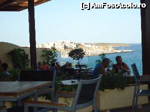 [P14] Panorama asupra portului de pe terasa restaurantului principal » foto by VOIAJ
 - 
<span class="allrVoted glyphicon glyphicon-heart hidden" id="av480245"></span>
<a class="m-l-10 hidden" id="sv480245" onclick="voting_Foto_DelVot(,480245,9512)" role="button">șterge vot <span class="glyphicon glyphicon-remove"></span></a>
<a id="v9480245" class=" c-red"  onclick="voting_Foto_SetVot(480245)" role="button"><span class="glyphicon glyphicon-heart-empty"></span> <b>LIKE</b> = Votează poza</a> <img class="hidden"  id="f480245W9" src="/imagini/loader.gif" border="0" /><span class="AjErrMes hidden" id="e480245ErM"></span>