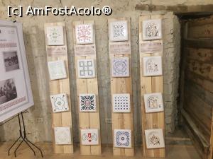 [P28] Expoziția de cahle din teracota » foto by Yersinia Pestis
 - 
<span class="allrVoted glyphicon glyphicon-heart hidden" id="av1195672"></span>
<a class="m-l-10 hidden" id="sv1195672" onclick="voting_Foto_DelVot(,1195672,9553)" role="button">șterge vot <span class="glyphicon glyphicon-remove"></span></a>
<a id="v91195672" class=" c-red"  onclick="voting_Foto_SetVot(1195672)" role="button"><span class="glyphicon glyphicon-heart-empty"></span> <b>LIKE</b> = Votează poza</a> <img class="hidden"  id="f1195672W9" src="/imagini/loader.gif" border="0" /><span class="AjErrMes hidden" id="e1195672ErM"></span>