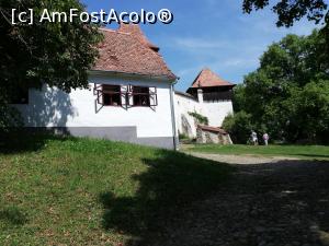 [P25] <strong>Descoperă zona Viscri - la plimbare prin sat</strong> » foto by ⭐ValentinB_88⭐
 - 
<span class="allrVoted glyphicon glyphicon-heart hidden" id="av1319577"></span>
<a class="m-l-10 hidden" id="sv1319577" onclick="voting_Foto_DelVot(,1319577,9553)" role="button">șterge vot <span class="glyphicon glyphicon-remove"></span></a>
<a id="v91319577" class=" c-red"  onclick="voting_Foto_SetVot(1319577)" role="button"><span class="glyphicon glyphicon-heart-empty"></span> <b>LIKE</b> = Votează poza</a> <img class="hidden"  id="f1319577W9" src="/imagini/loader.gif" border="0" /><span class="AjErrMes hidden" id="e1319577ErM"></span>