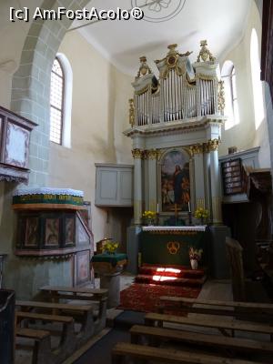 [P13] Altar și orgă în biserica fortificată. » foto by tata123 🔱
 - 
<span class="allrVoted glyphicon glyphicon-heart hidden" id="av1189372"></span>
<a class="m-l-10 hidden" id="sv1189372" onclick="voting_Foto_DelVot(,1189372,9553)" role="button">șterge vot <span class="glyphicon glyphicon-remove"></span></a>
<a id="v91189372" class=" c-red"  onclick="voting_Foto_SetVot(1189372)" role="button"><span class="glyphicon glyphicon-heart-empty"></span> <b>LIKE</b> = Votează poza</a> <img class="hidden"  id="f1189372W9" src="/imagini/loader.gif" border="0" /><span class="AjErrMes hidden" id="e1189372ErM"></span>
