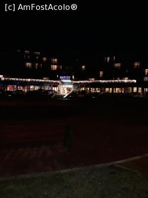 [P18] Hotel Park Inn - seara » foto by adrianbogdan
 - 
<span class="allrVoted glyphicon glyphicon-heart hidden" id="av1046861"></span>
<a class="m-l-10 hidden" id="sv1046861" onclick="voting_Foto_DelVot(,1046861,9579)" role="button">șterge vot <span class="glyphicon glyphicon-remove"></span></a>
<a id="v91046861" class=" c-red"  onclick="voting_Foto_SetVot(1046861)" role="button"><span class="glyphicon glyphicon-heart-empty"></span> <b>LIKE</b> = Votează poza</a> <img class="hidden"  id="f1046861W9" src="/imagini/loader.gif" border="0" /><span class="AjErrMes hidden" id="e1046861ErM"></span>