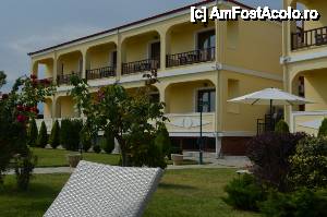 [P02] Hotel Agnantio-văzut de la piscină, noi am stat la etaj » foto by krisztike
 - 
<span class="allrVoted glyphicon glyphicon-heart hidden" id="av457953"></span>
<a class="m-l-10 hidden" id="sv457953" onclick="voting_Foto_DelVot(,457953,9604)" role="button">șterge vot <span class="glyphicon glyphicon-remove"></span></a>
<a id="v9457953" class=" c-red"  onclick="voting_Foto_SetVot(457953)" role="button"><span class="glyphicon glyphicon-heart-empty"></span> <b>LIKE</b> = Votează poza</a> <img class="hidden"  id="f457953W9" src="/imagini/loader.gif" border="0" /><span class="AjErrMes hidden" id="e457953ErM"></span>
