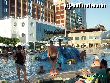 [P18] Parte din piscina da la Hotelul Selin » foto by aysha
 - 
<span class="allrVoted glyphicon glyphicon-heart hidden" id="av132088"></span>
<a class="m-l-10 hidden" id="sv132088" onclick="voting_Foto_DelVot(,132088,9620)" role="button">șterge vot <span class="glyphicon glyphicon-remove"></span></a>
<a id="v9132088" class=" c-red"  onclick="voting_Foto_SetVot(132088)" role="button"><span class="glyphicon glyphicon-heart-empty"></span> <b>LIKE</b> = Votează poza</a> <img class="hidden"  id="f132088W9" src="/imagini/loader.gif" border="0" /><span class="AjErrMes hidden" id="e132088ErM"></span>