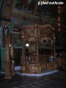 [P04] Ornament din biserica Mănăstirii Slătioara - în interior moaştele Nuştiucărui sfînt sau martir » foto by Qvadratvus
 - 
<span class="allrVoted glyphicon glyphicon-heart hidden" id="av206420"></span>
<a class="m-l-10 hidden" id="sv206420" onclick="voting_Foto_DelVot(,206420,9631)" role="button">șterge vot <span class="glyphicon glyphicon-remove"></span></a>
<a id="v9206420" class=" c-red"  onclick="voting_Foto_SetVot(206420)" role="button"><span class="glyphicon glyphicon-heart-empty"></span> <b>LIKE</b> = Votează poza</a> <img class="hidden"  id="f206420W9" src="/imagini/loader.gif" border="0" /><span class="AjErrMes hidden" id="e206420ErM"></span>