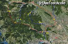 [P01] Dispunerea siturilor turistice. Cu albastru sunt derivațiile accesibile mai mult sau mai puțin auto ..., cu verde trasee unde se poate merge de principiu numai cu pasul iar cu roșu circuitul principal » foto by Qvadratvus
 - 
<span class="allrVoted glyphicon glyphicon-heart hidden" id="av233814"></span>
<a class="m-l-10 hidden" id="sv233814" onclick="voting_Foto_DelVot(,233814,9631)" role="button">șterge vot <span class="glyphicon glyphicon-remove"></span></a>
<a id="v9233814" class=" c-red"  onclick="voting_Foto_SetVot(233814)" role="button"><span class="glyphicon glyphicon-heart-empty"></span> <b>LIKE</b> = Votează poza</a> <img class="hidden"  id="f233814W9" src="/imagini/loader.gif" border="0" /><span class="AjErrMes hidden" id="e233814ErM"></span>