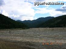 [P07] Prin pasul Tarnița - Iazul Tărnicioara, sau ce-a mai rămas din el. Sterilul sedimentat aproape a juns la coronament. » foto by Qvadratvus
 - 
<span class="allrVoted glyphicon glyphicon-heart hidden" id="av244005"></span>
<a class="m-l-10 hidden" id="sv244005" onclick="voting_Foto_DelVot(,244005,9631)" role="button">șterge vot <span class="glyphicon glyphicon-remove"></span></a>
<a id="v9244005" class=" c-red"  onclick="voting_Foto_SetVot(244005)" role="button"><span class="glyphicon glyphicon-heart-empty"></span> <b>LIKE</b> = Votează poza</a> <img class="hidden"  id="f244005W9" src="/imagini/loader.gif" border="0" /><span class="AjErrMes hidden" id="e244005ErM"></span>