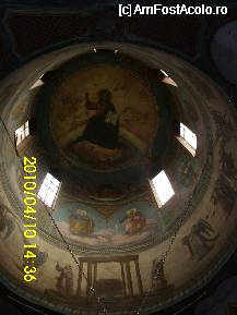 [P14] Manastirea Zamfira - cupola bisericii » foto by magdalena
 - 
<span class="allrVoted glyphicon glyphicon-heart hidden" id="av63720"></span>
<a class="m-l-10 hidden" id="sv63720" onclick="voting_Foto_DelVot(,63720,9671)" role="button">șterge vot <span class="glyphicon glyphicon-remove"></span></a>
<a id="v963720" class=" c-red"  onclick="voting_Foto_SetVot(63720)" role="button"><span class="glyphicon glyphicon-heart-empty"></span> <b>LIKE</b> = Votează poza</a> <img class="hidden"  id="f63720W9" src="/imagini/loader.gif" border="0" /><span class="AjErrMes hidden" id="e63720ErM"></span>