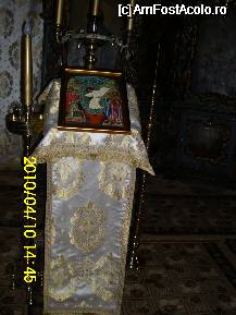 [P24] Manastirea Zamfira - in fata altarului » foto by magdalena
 - 
<span class="allrVoted glyphicon glyphicon-heart hidden" id="av63730"></span>
<a class="m-l-10 hidden" id="sv63730" onclick="voting_Foto_DelVot(,63730,9671)" role="button">șterge vot <span class="glyphicon glyphicon-remove"></span></a>
<a id="v963730" class=" c-red"  onclick="voting_Foto_SetVot(63730)" role="button"><span class="glyphicon glyphicon-heart-empty"></span> <b>LIKE</b> = Votează poza</a> <img class="hidden"  id="f63730W9" src="/imagini/loader.gif" border="0" /><span class="AjErrMes hidden" id="e63730ErM"></span>