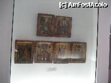 [P10] Manastirea Cozia icoane din muzeul manastirii. » foto by viviv
 - 
<span class="allrVoted glyphicon glyphicon-heart hidden" id="av196447"></span>
<a class="m-l-10 hidden" id="sv196447" onclick="voting_Foto_DelVot(,196447,9713)" role="button">șterge vot <span class="glyphicon glyphicon-remove"></span></a>
<a id="v9196447" class=" c-red"  onclick="voting_Foto_SetVot(196447)" role="button"><span class="glyphicon glyphicon-heart-empty"></span> <b>LIKE</b> = Votează poza</a> <img class="hidden"  id="f196447W9" src="/imagini/loader.gif" border="0" /><span class="AjErrMes hidden" id="e196447ErM"></span>