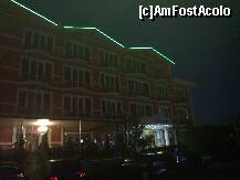 [P02] hotelul Pasha Palas, noaptea. in față, parcarea proprie » foto by nicole33
 - 
<span class="allrVoted glyphicon glyphicon-heart hidden" id="av237311"></span>
<a class="m-l-10 hidden" id="sv237311" onclick="voting_Foto_DelVot(,237311,9717)" role="button">șterge vot <span class="glyphicon glyphicon-remove"></span></a>
<a id="v9237311" class=" c-red"  onclick="voting_Foto_SetVot(237311)" role="button"><span class="glyphicon glyphicon-heart-empty"></span> <b>LIKE</b> = Votează poza</a> <img class="hidden"  id="f237311W9" src="/imagini/loader.gif" border="0" /><span class="AjErrMes hidden" id="e237311ErM"></span>