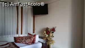 [P27] Pasha Palas Hotel - patul single şi al doilea TV » foto by nicole33
 - 
<span class="allrVoted glyphicon glyphicon-heart hidden" id="av1136765"></span>
<a class="m-l-10 hidden" id="sv1136765" onclick="voting_Foto_DelVot(,1136765,9717)" role="button">șterge vot <span class="glyphicon glyphicon-remove"></span></a>
<a id="v91136765" class=" c-red"  onclick="voting_Foto_SetVot(1136765)" role="button"><span class="glyphicon glyphicon-heart-empty"></span> <b>LIKE</b> = Votează poza</a> <img class="hidden"  id="f1136765W9" src="/imagini/loader.gif" border="0" /><span class="AjErrMes hidden" id="e1136765ErM"></span>